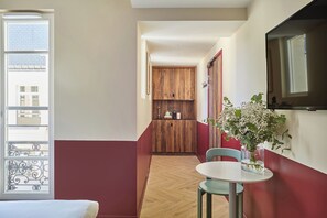 Medium Studio with Kitchenette | 1 bedroom, premium bedding, in-room safe, individually decorated