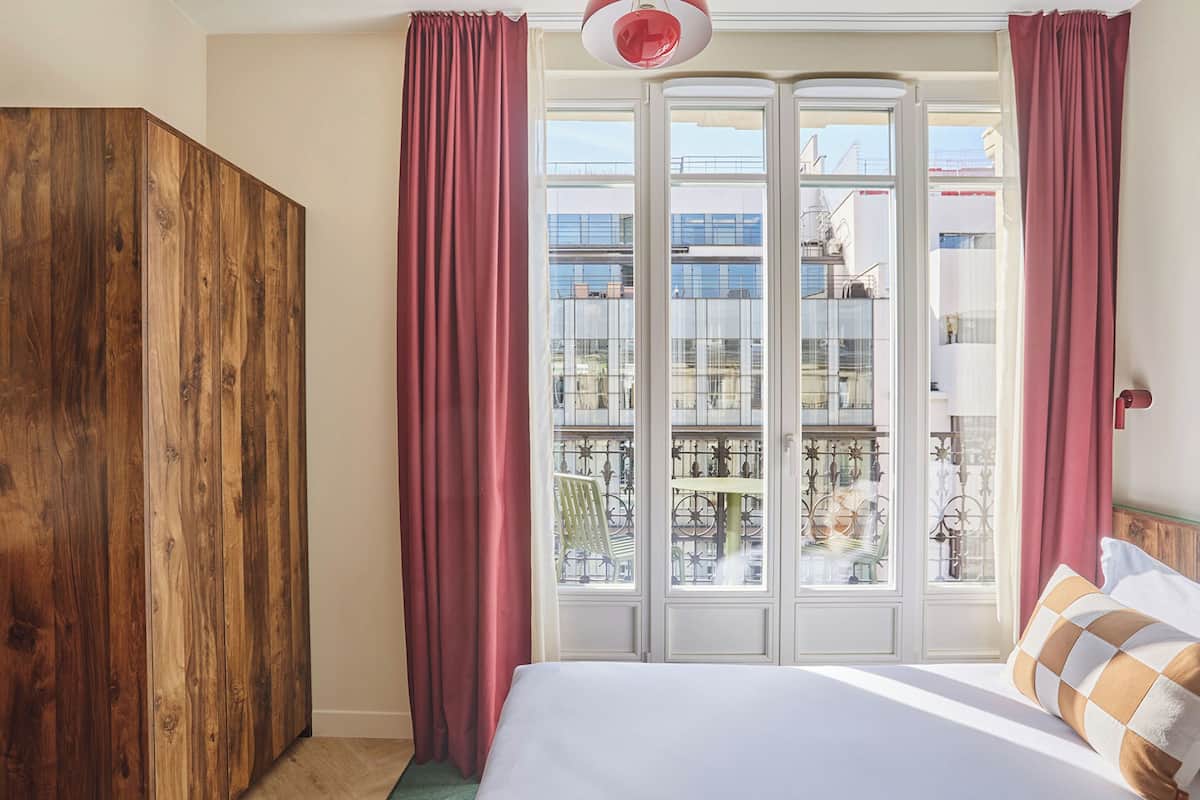 1 bedroom, premium bedding, in-room safe, individually decorated