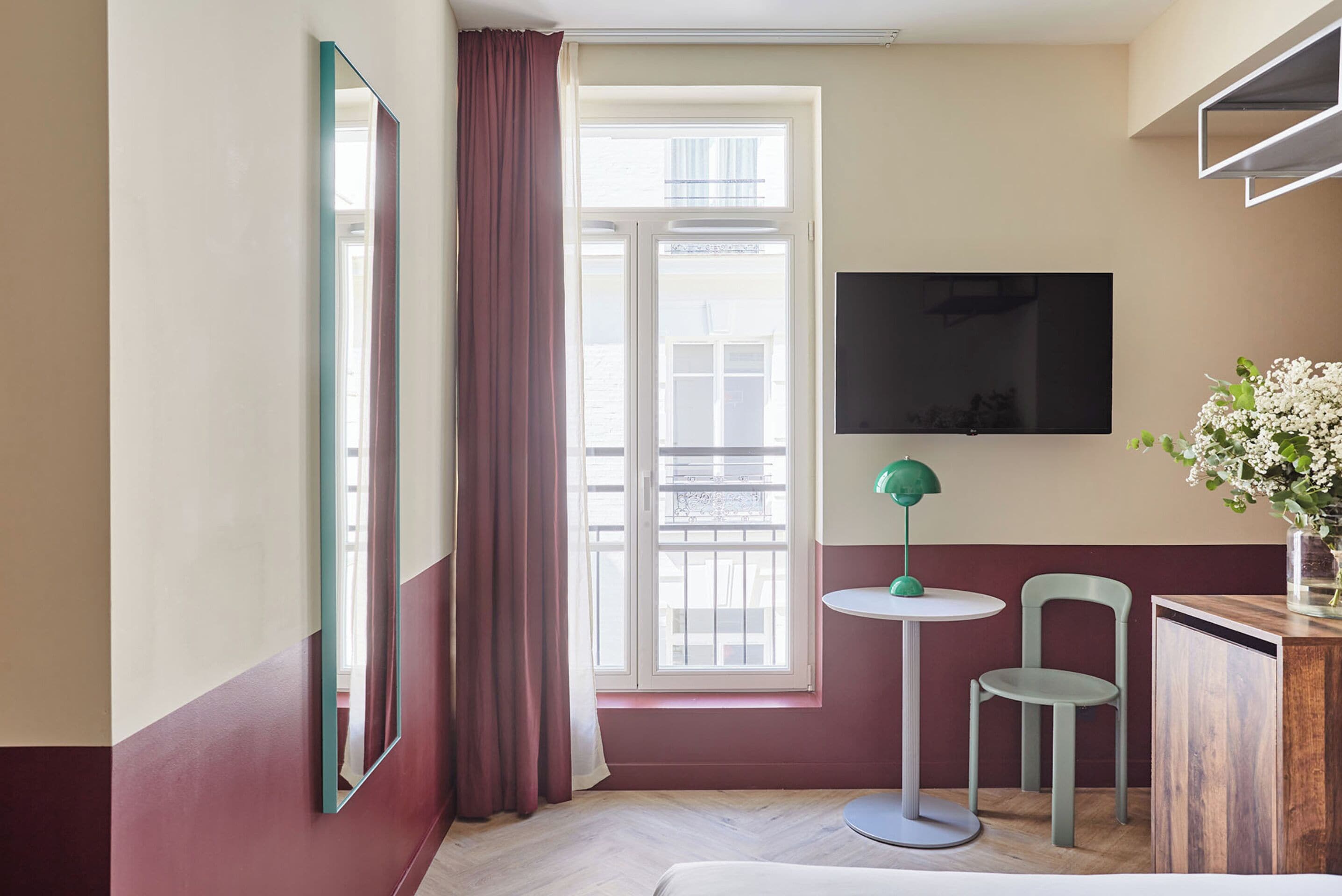 Medium Studio with Kitchenette | Premium bedding, in-room safe, individually decorated, blackout drapes