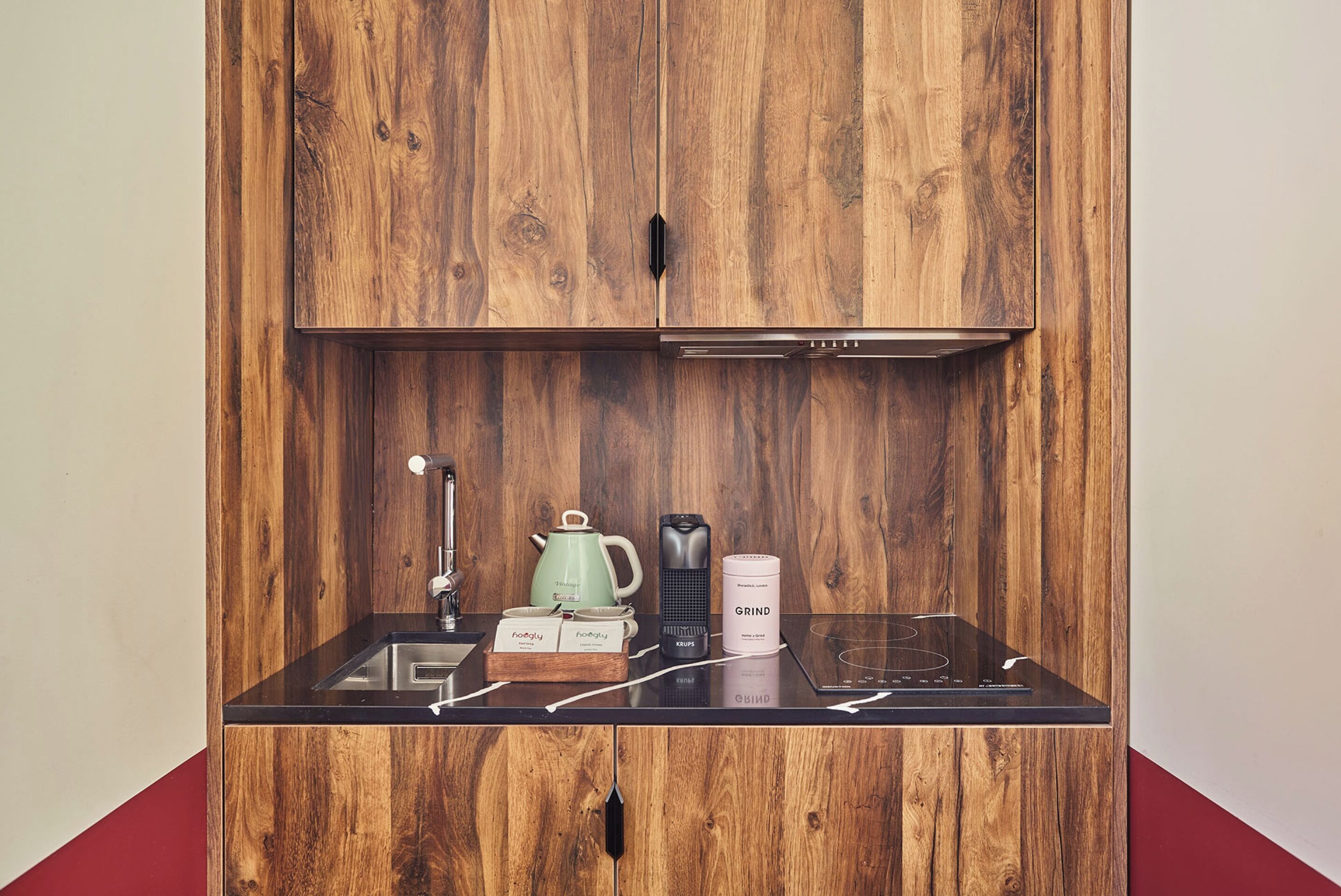 Medium Studio with Kitchenette | Private kitchenette | Coffee/tea maker, electric kettle, eco-friendly cleaning products