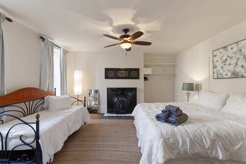 This apartment is a 2 bedroom(s), 1 bathrooms, located in Lexington, KY.