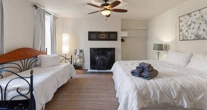 This apartment is a 2 bedroom(s), 1 bathrooms, located in Lexington, KY.