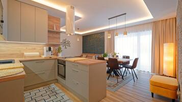 House, Non Smoking, Kitchenette | Private kitchen