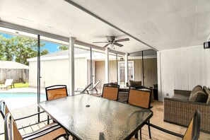 Outdoor dining