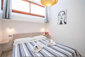 2 عدّة غرف نوم