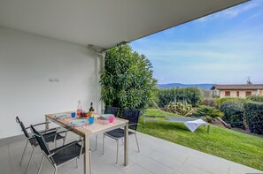 2 bedrooms - Casa Bougainville With Pool and Lake View (Toscolano Maderno)