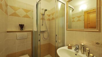 3 bedrooms