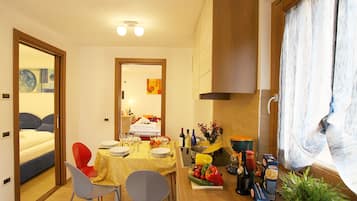 2 bedrooms