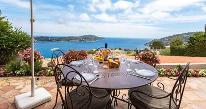 ROMANTIC VILLA VI4412 By Riviera Holiday Homes