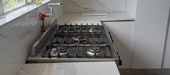 3-bedroom lodge in beautiful Nahoo, East London with WiFi