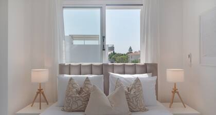 Phaedrus Living Terra Cotta City Flat