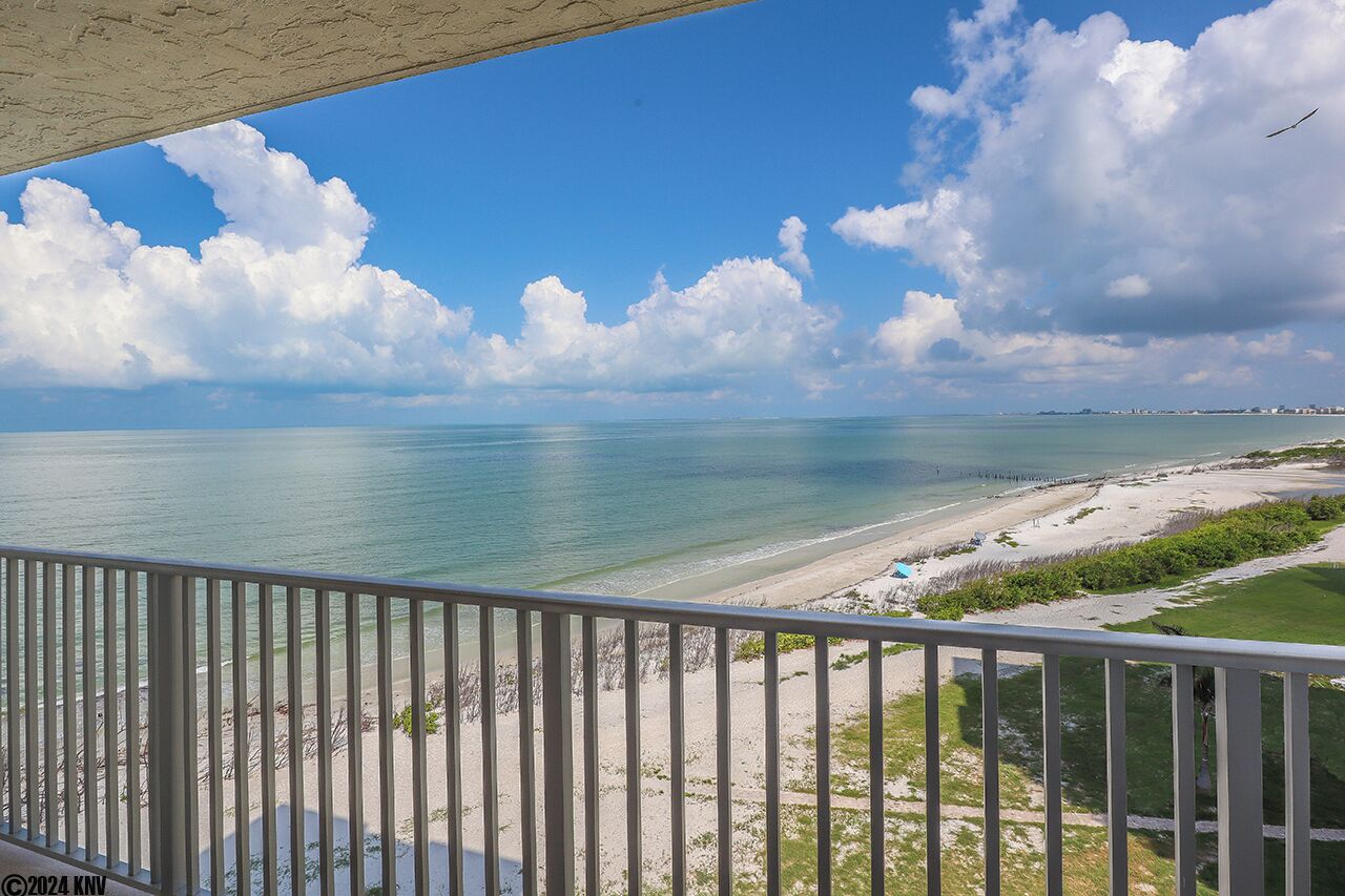 Estero Beach & Tennis Club 707C w/Gorgeous Gulf Views!