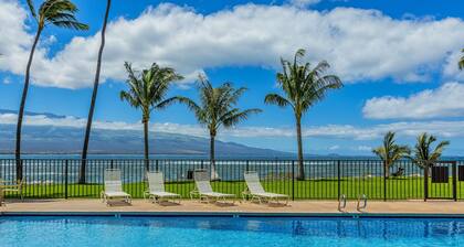 Central Maui 2bd condo with stunning ocean views