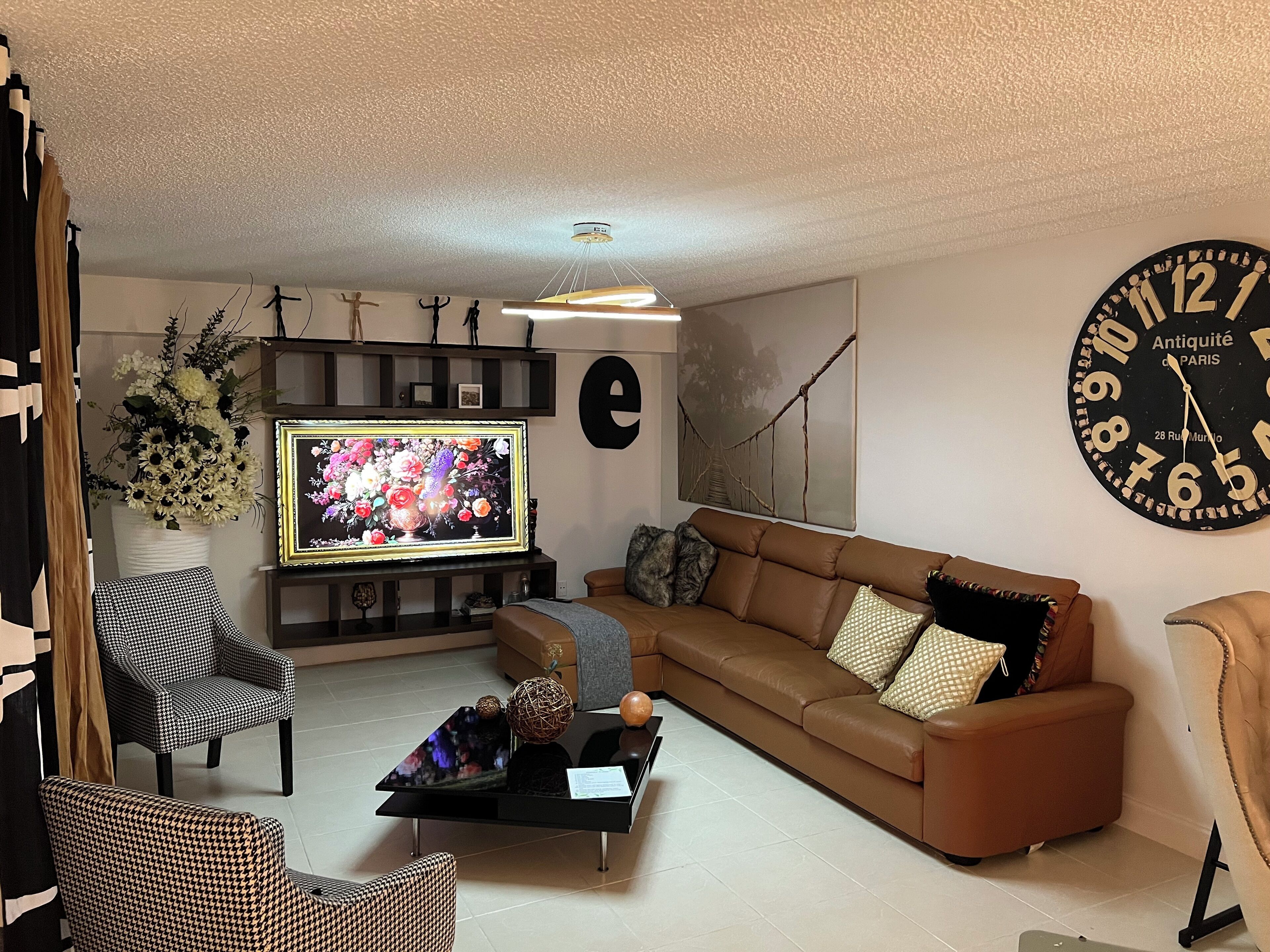 Cozy 2-bedroom townhome with WiFi, AC in awesome Orlando