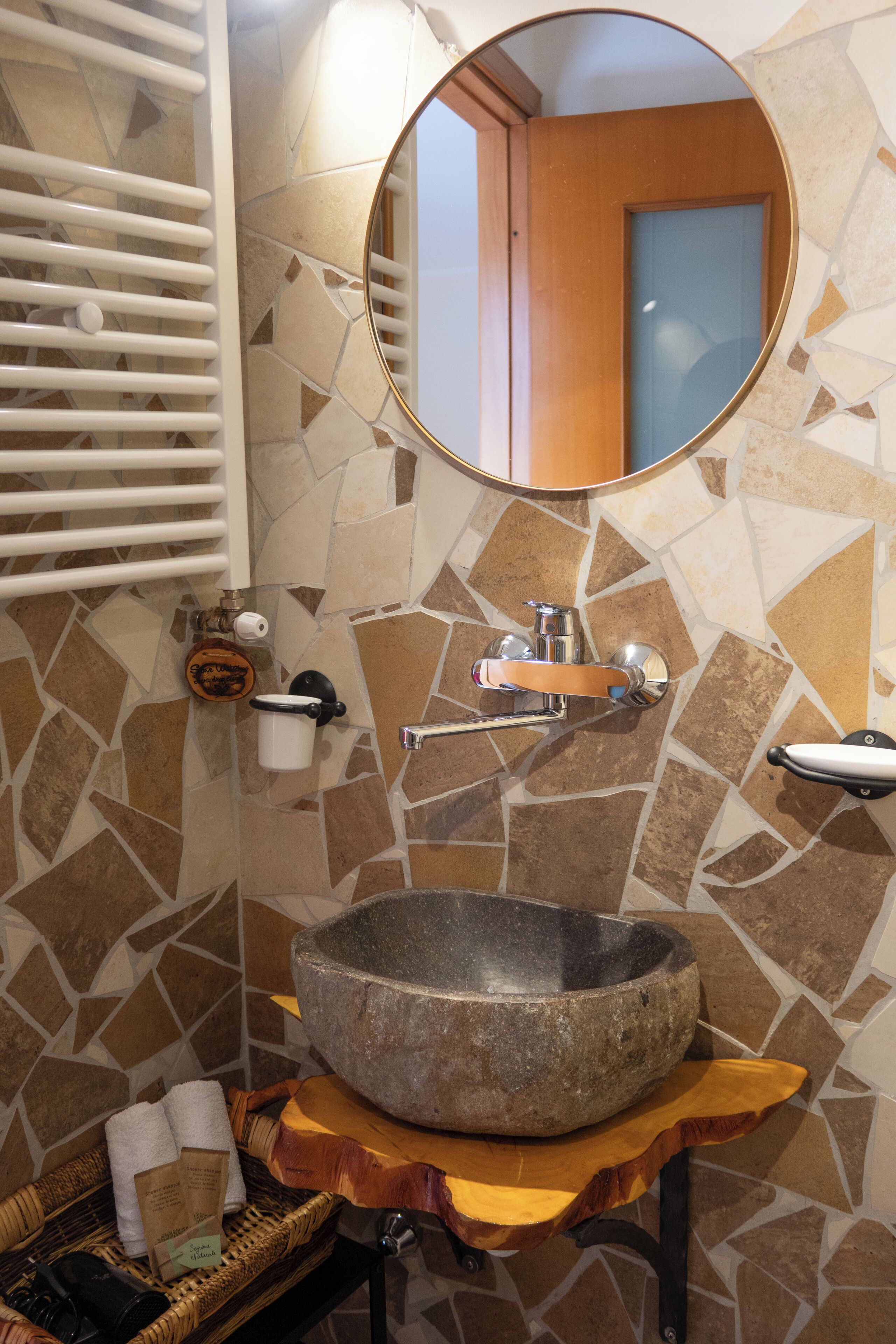 Camera doppia | Bagno | Doccia, asciugacapelli, asciugamani, sapone