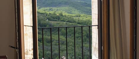 Habitación doble, vista a la montaña | Vista a la montaña