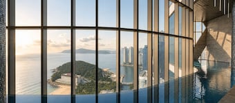 Le Collective Haeundae Paragraf