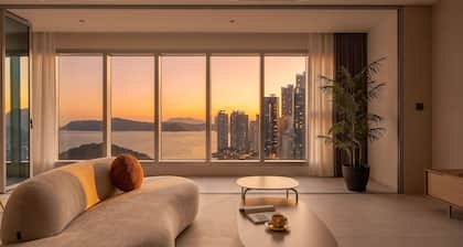 Le Collective Haeundae Paragraf