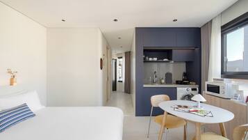 3 habitaciones, decoración personalizada y muebles diferentes