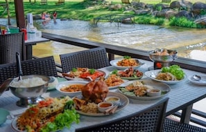 Restaurant - Pang fan Rock & River Resort (Doi Saket)