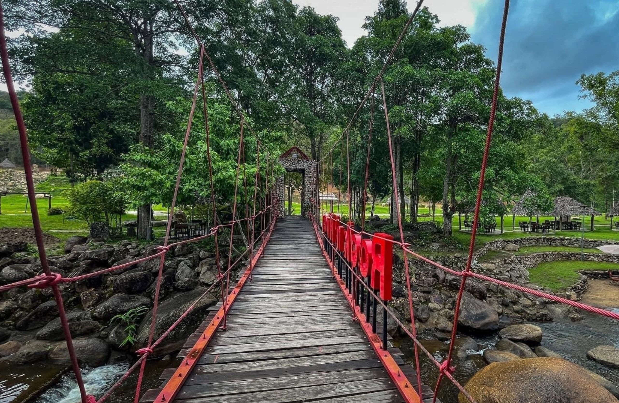 Bahagian luar