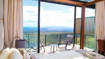 Standard Villa, Hill View | 4 bedrooms, iron/ironing board