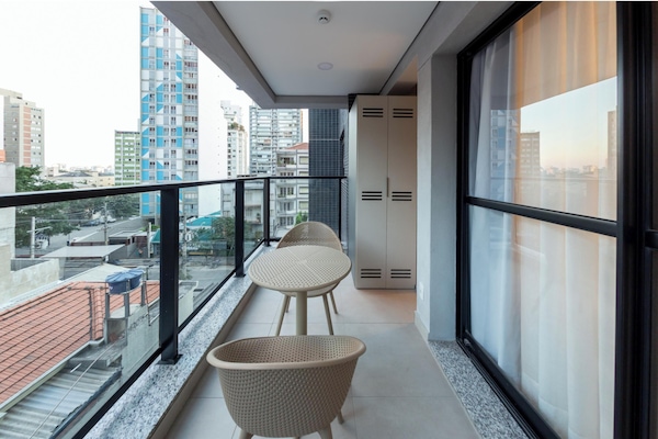 Apartamento 1 Dorm Casal | Balcony
