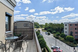 Apartment, 4 Schlafzimmer, 2 Bäder | Balkon