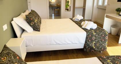 ISOLA 1.6.3 Guest House