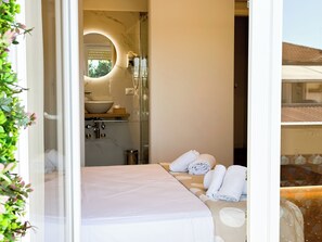 Chambre Double Confort, 1 lit double, balcon