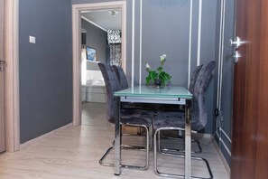 บริการอาหารในห้องพัก