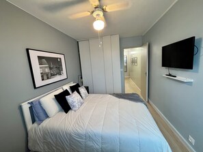 1 chambre, fer et planche à repasser, Wi-Fi, literie fournie