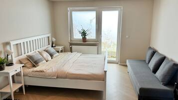 2 bedrooms, in-room safe, iron/ironing board, travel crib