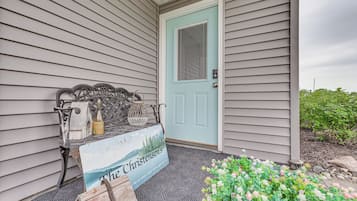 Cottage (3 Bedrooms) | Interior