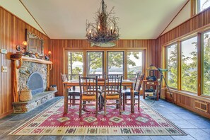 House (3 Bedrooms) | Interior - Waterfront Lake George Lodge w/ Boat Dock & Deck! (Town of Putnam)