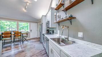 House (3 Bedrooms) | Bahagian dalam