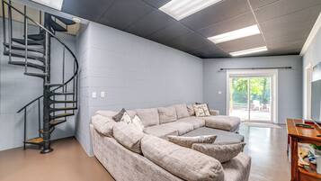 House (3 Bedrooms) | Bahagian dalam