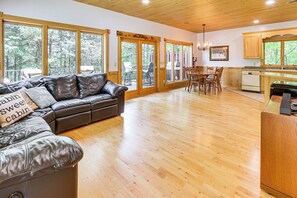 House (3 Bedrooms) | Interior - Lakefront Tower Home w/ Shared Dock! (Tower)
