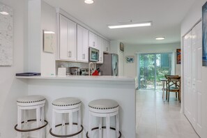 Apartment (2 Bedrooms) | Interior - Fernandina Beach Townhome w/ Patio: Walk to Beach! (Fernandina Beach)
