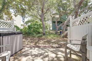 Apartment (2 Bedrooms) | Interior - Fernandina Beach Townhome w/ Patio: Walk to Beach! (Fernandina Beach)