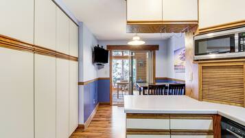 House (4 Bedrooms) | Bahagian dalam