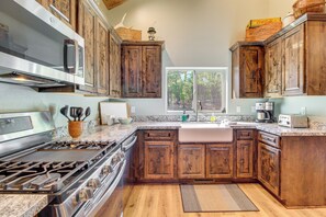 House (3 Bedrooms) | Interior - Fire Pit + Deck: Airy Cabin Near Pinetop Lakes (Pinetop)