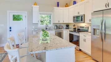 Rumah (2 Bedrooms) | Interior