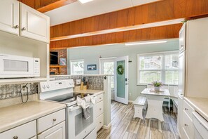 Interior - Game Room & Dock: Waterfront Osage Beach Home! (Osage Beach)