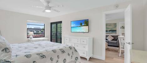 2 bedrooms, desk, iron/ironing board, travel crib