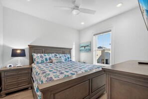 4 bedrooms, iron/ironing board, travel cot, free WiFi