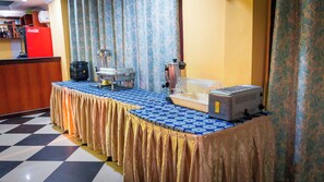 Free daily buffet breakfast - Durban Hotel (Dar es Salaam)