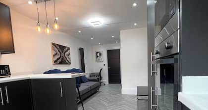 Stylish Flat in London, sleeps 4