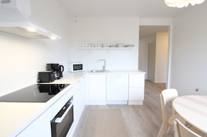 Standard Apartment, Balcony | Private kitchen