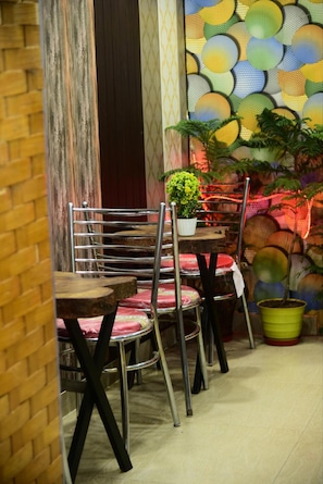 Restaurant - Aatithi Hotel By GRB (Meerut)
